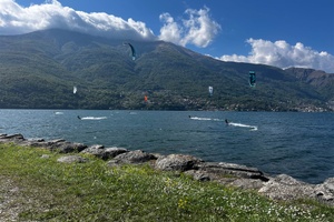 Corso di kitesurf avanzato sul Lago di Como