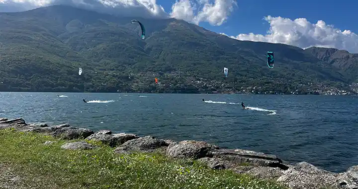 Corso di kitesurf avanzato sul Lago di Como